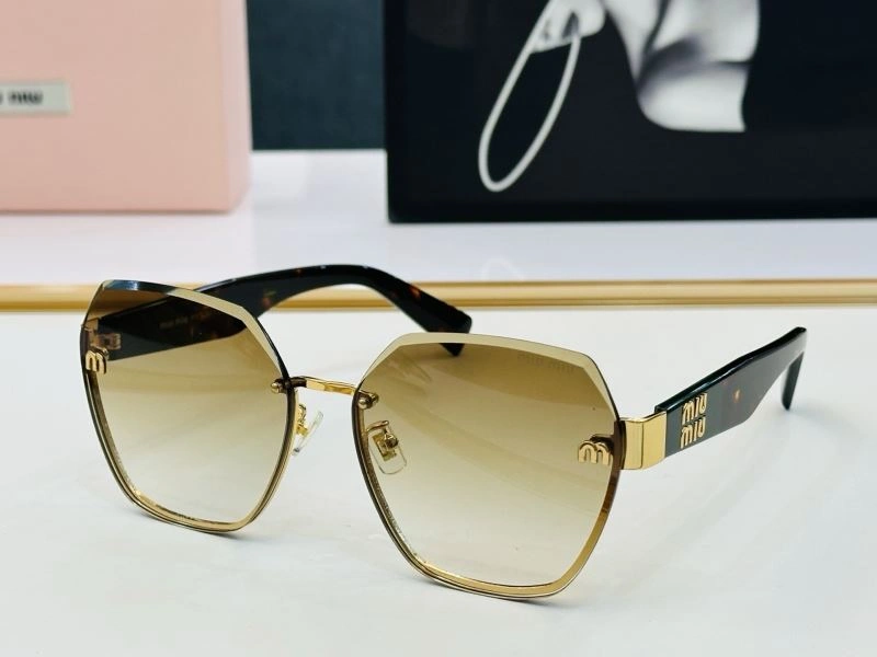 Youthful Miu Miu Sunglasses 281375