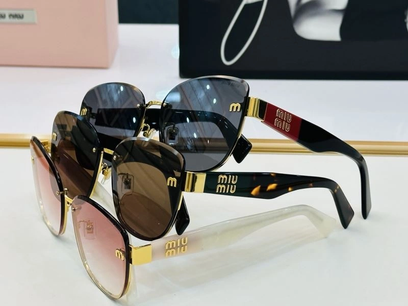 Chic Miu Miu Sunglasses 281371