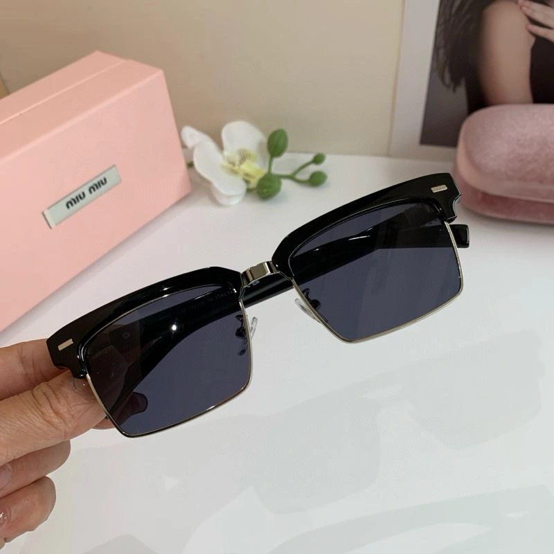 FlexibleFit Miu Miu Sunglasses 281366