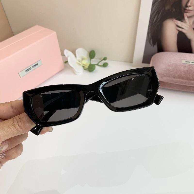 Youthful Miu Miu Sunglasses 281363