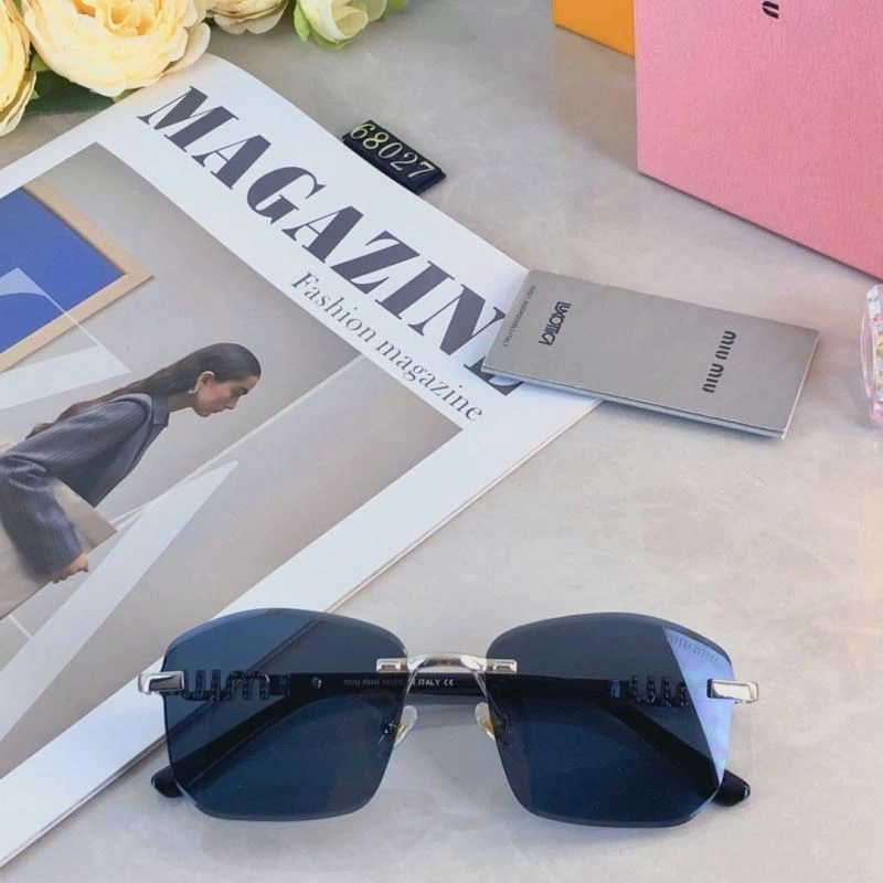 Miu Miu Sunglasses Unisex 281376