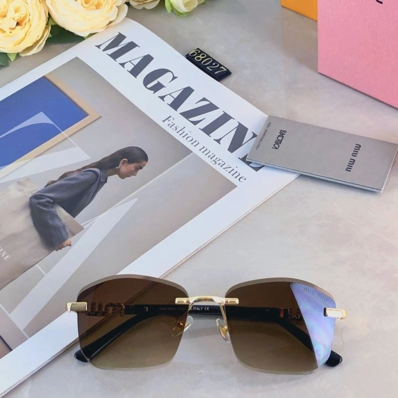 Miu Miu Sunglasses Unisex 281376