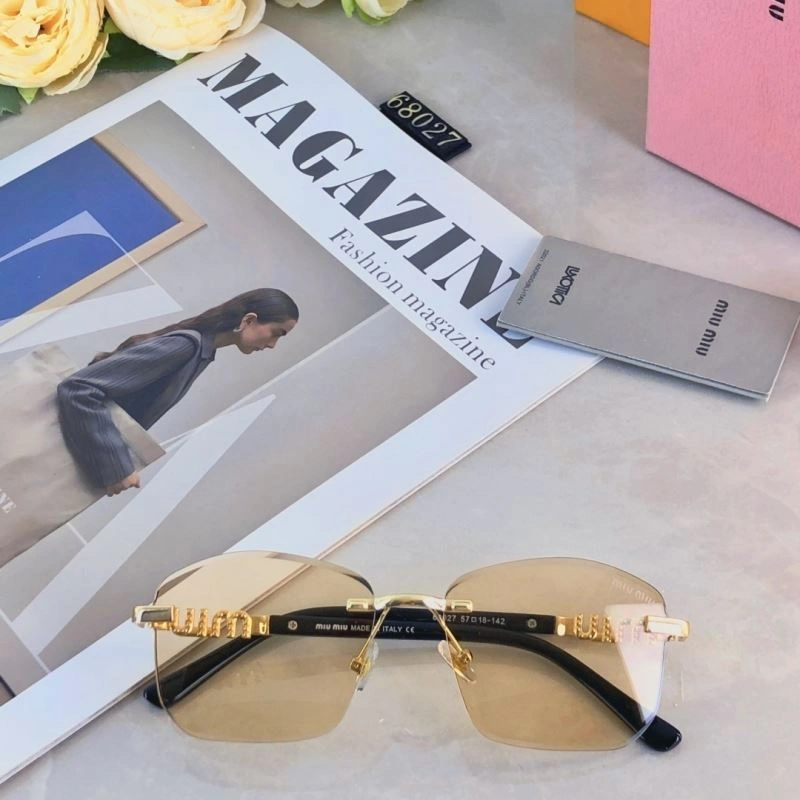 Miu Miu Sunglasses Unisex 281376
