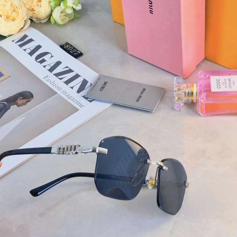 Miu Miu Sunglasses Unisex 281376