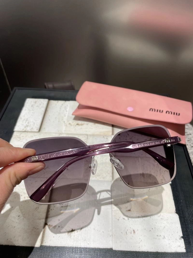 SmartChoice Miu Miu Sunglasses 281356