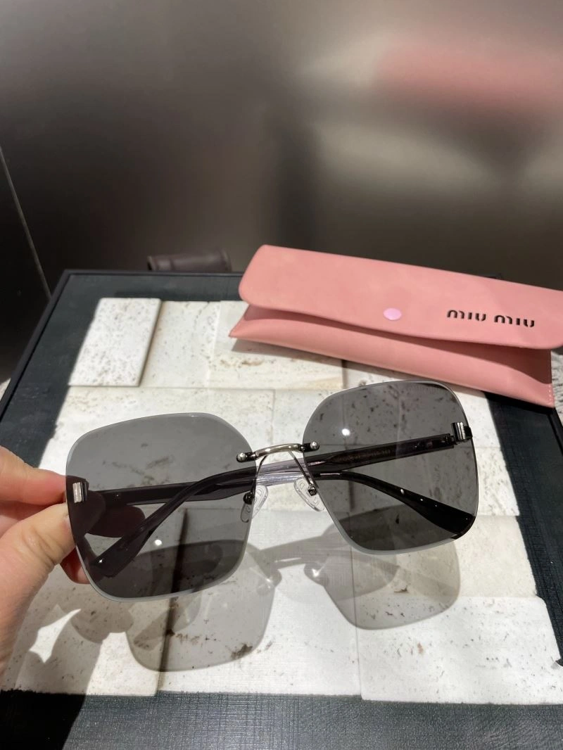 Miu Miu Sunglasses SunProtective 281367