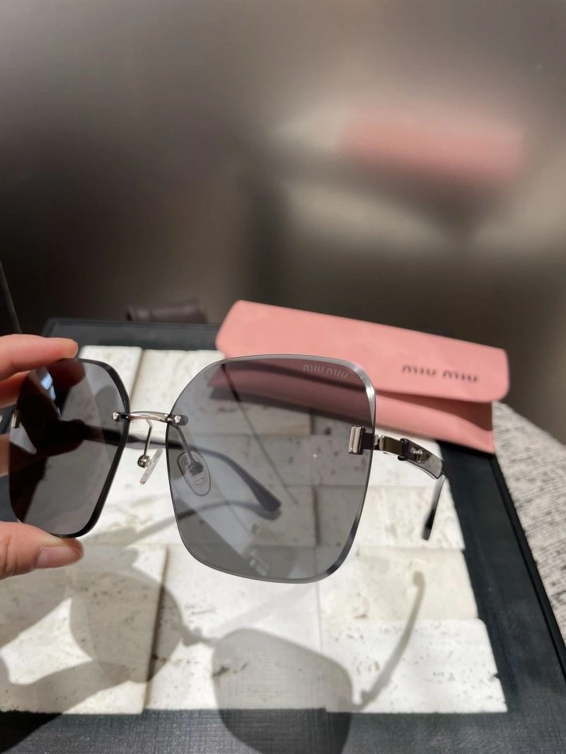 Miu Miu Sunglasses SunProtective 281367
