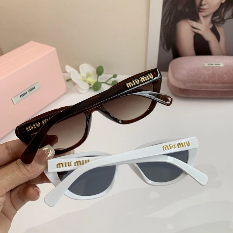 Miu Miu Sunglasses Trendsetting 281351