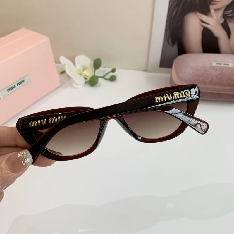 Miu Miu Sunglasses Trendsetting 281351