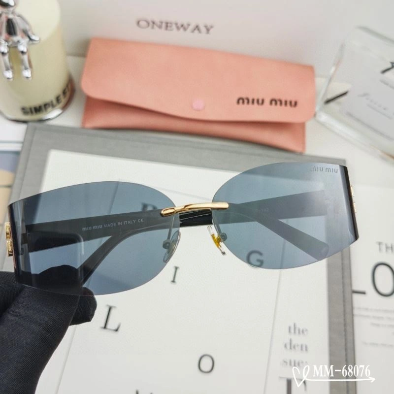 Durable Miu Miu Sunglasses 281350