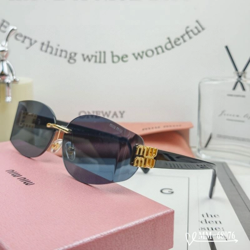 Durable Miu Miu Sunglasses 281350
