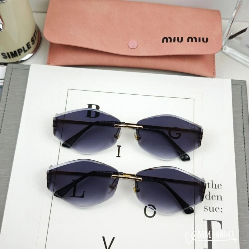 Miu Miu Sunglasses EasyMatch 281347