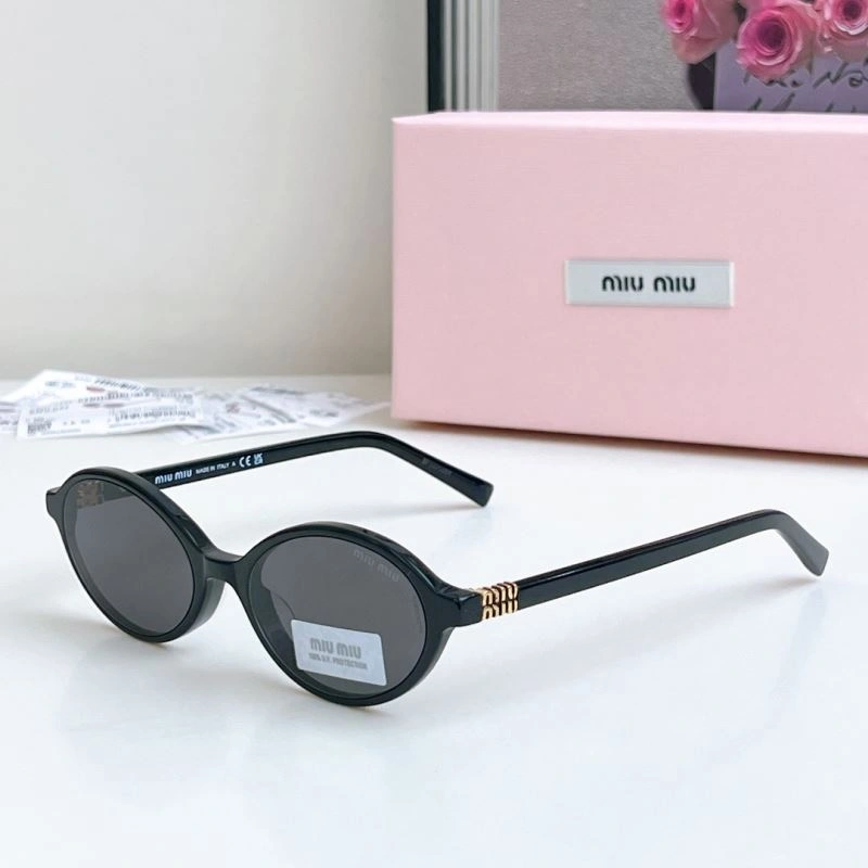 Miu Miu Sunglasses Stretchable 281359