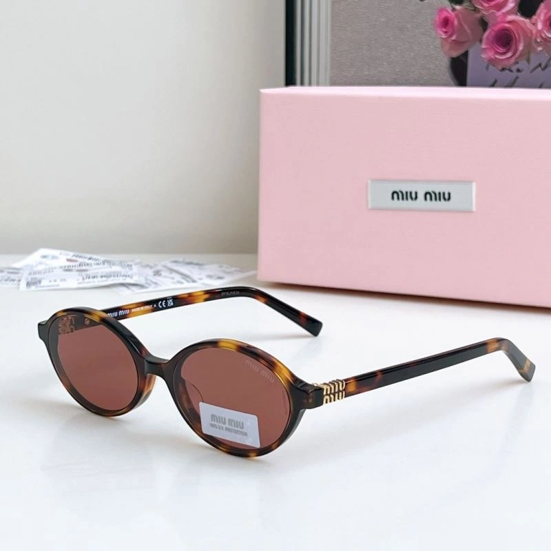 Miu Miu Sunglasses Stretchable 281359