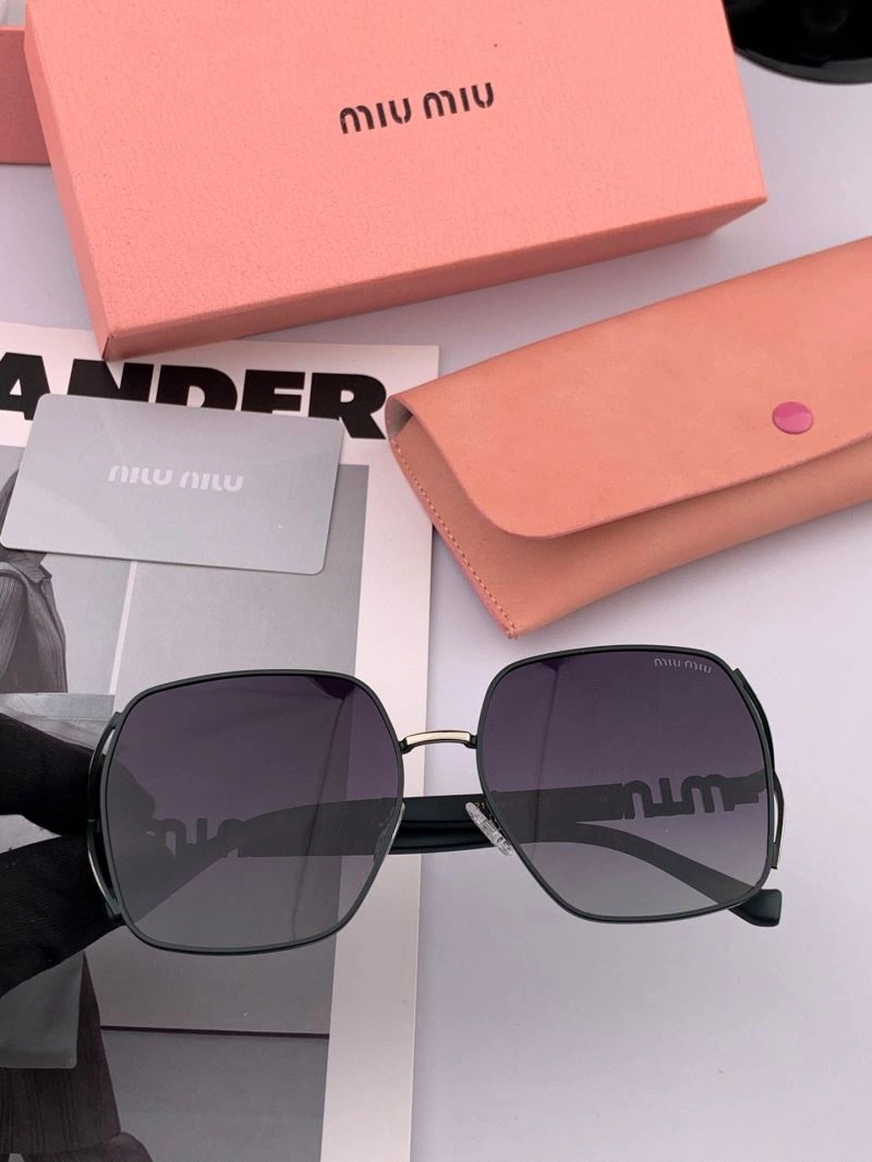 Miu Miu Sunglasses MultiPurpose 281539