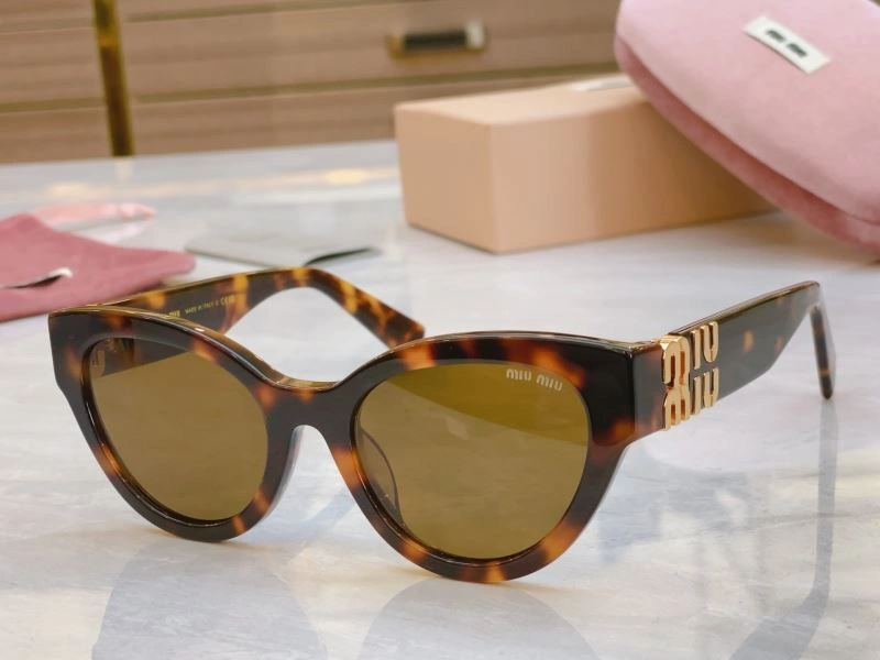 SmartChoice Miu Miu Sunglasses 281527