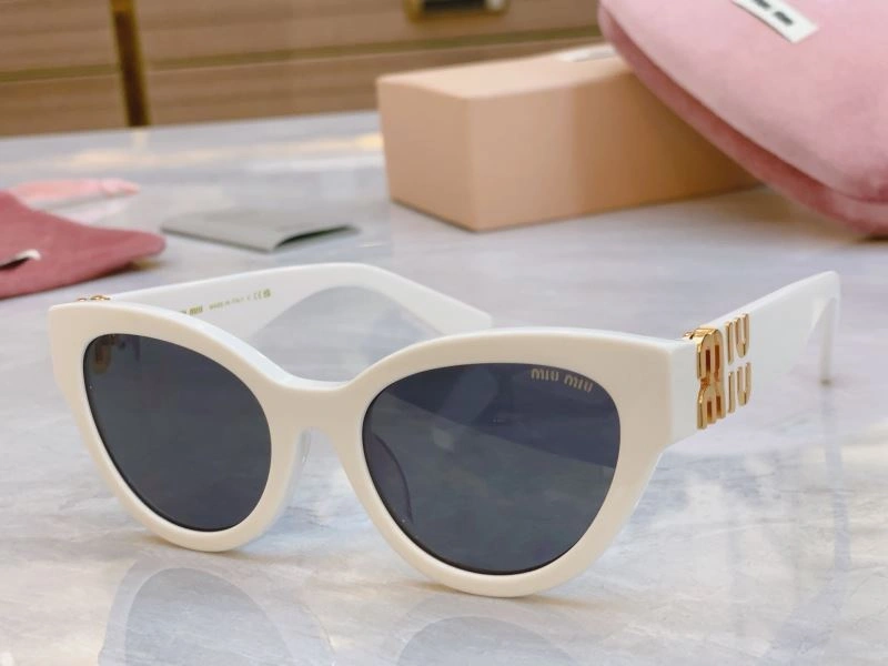 SmartChoice Miu Miu Sunglasses 281527