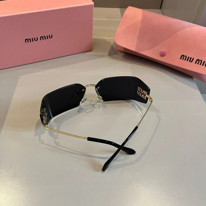 Miu Miu Sunglasses QuickDry 281525