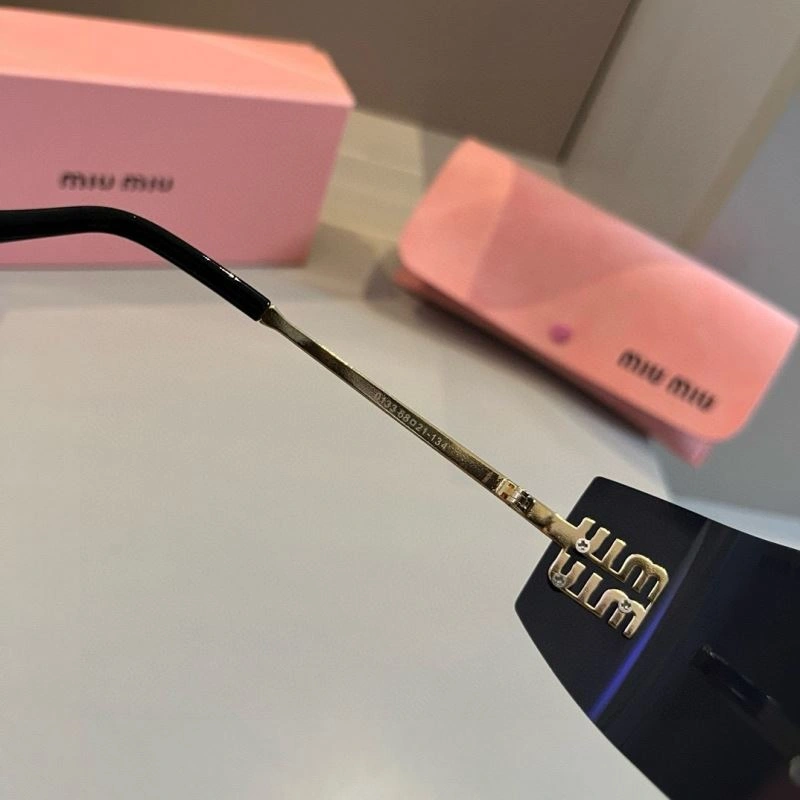 Miu Miu Sunglasses QuickDry 281525
