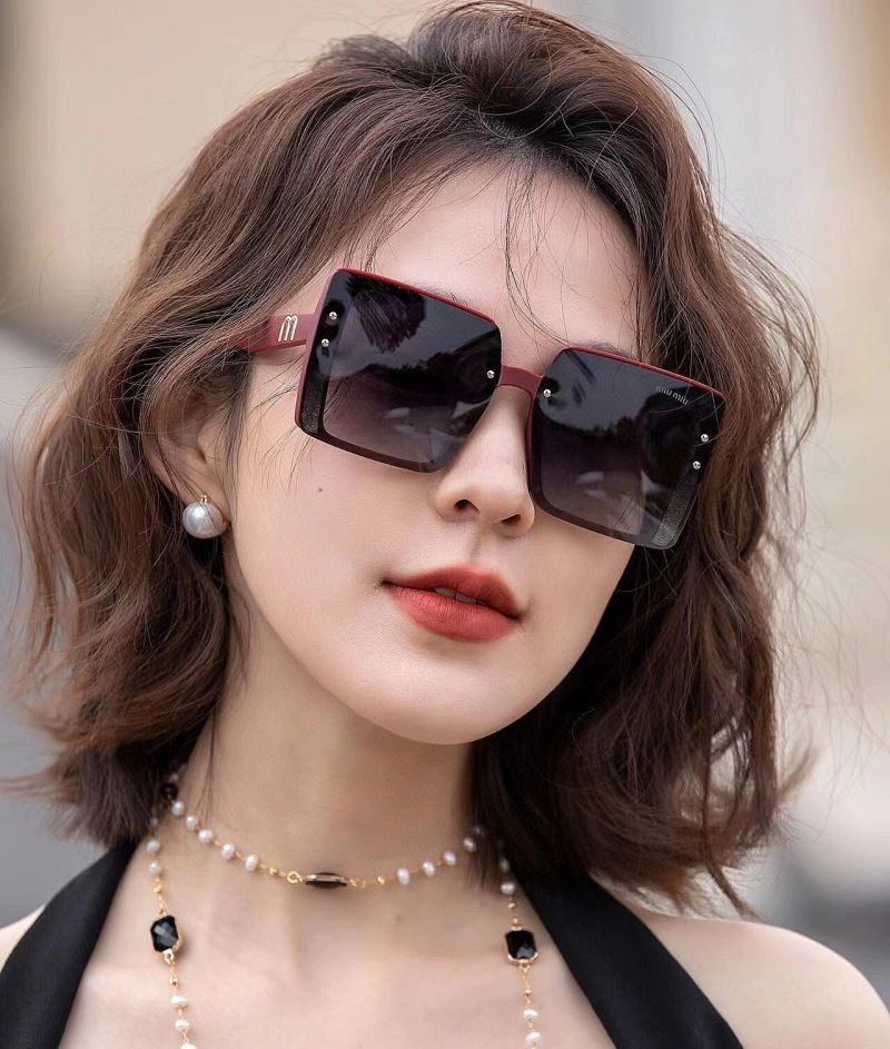 Miu Miu Sunglasses Bold 281520
