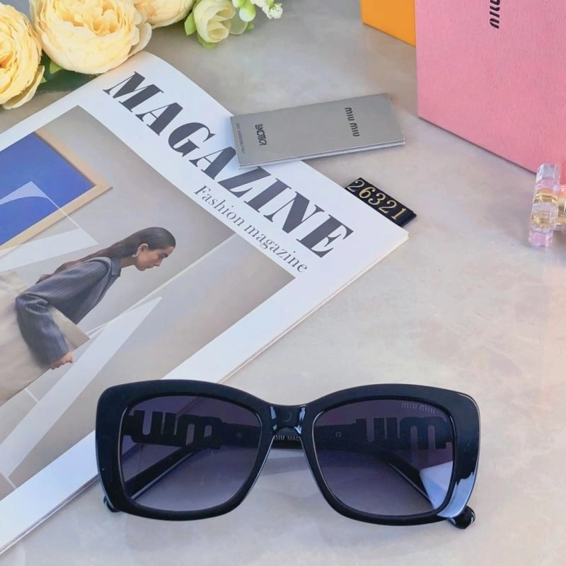Miu Miu Sunglasses Practical 281535