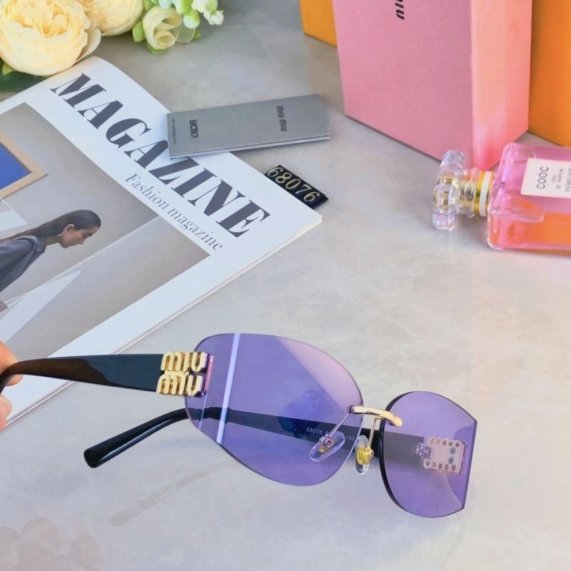 Miu Miu Sunglasses Resilient 281544