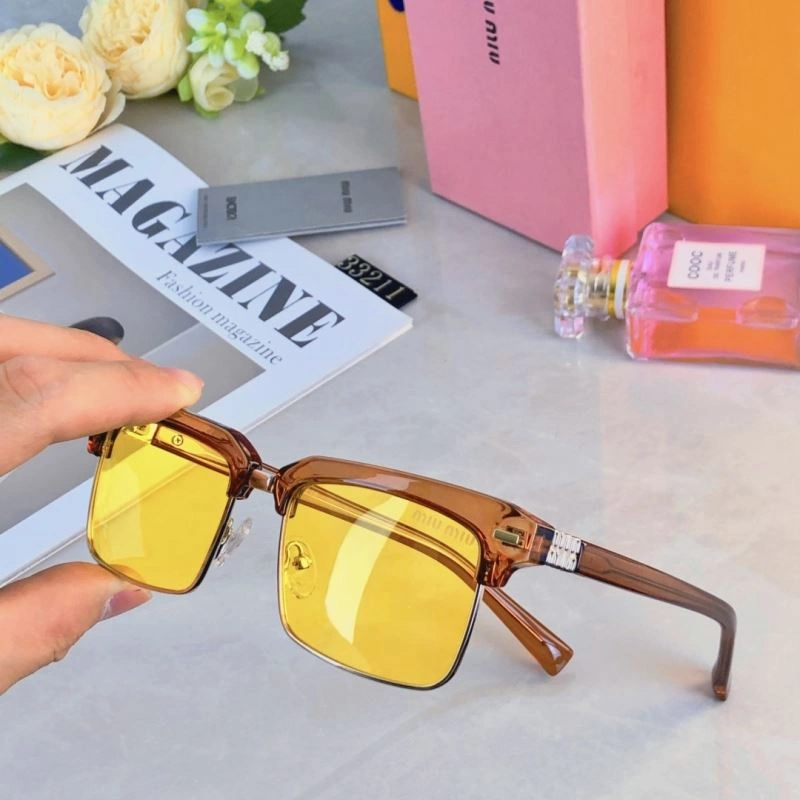 Miu Miu Sunglasses Breathable 281521