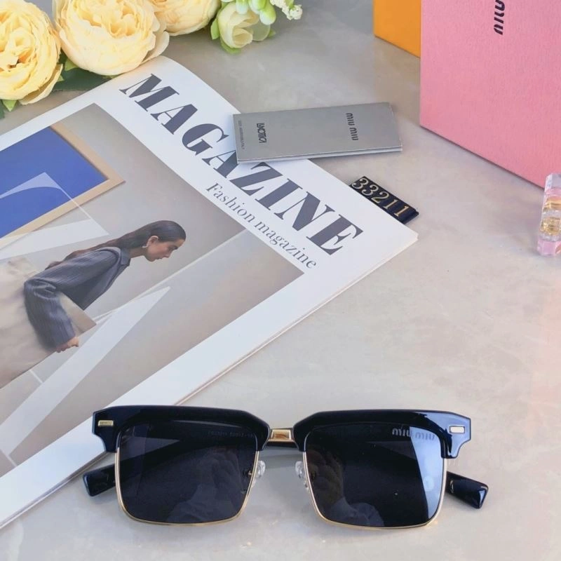 Miu Miu Sunglasses Breathable 281521