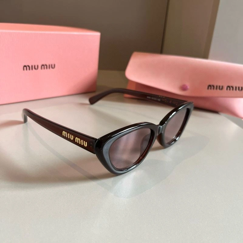HighPerformance Miu Miu Sunglasses 281528