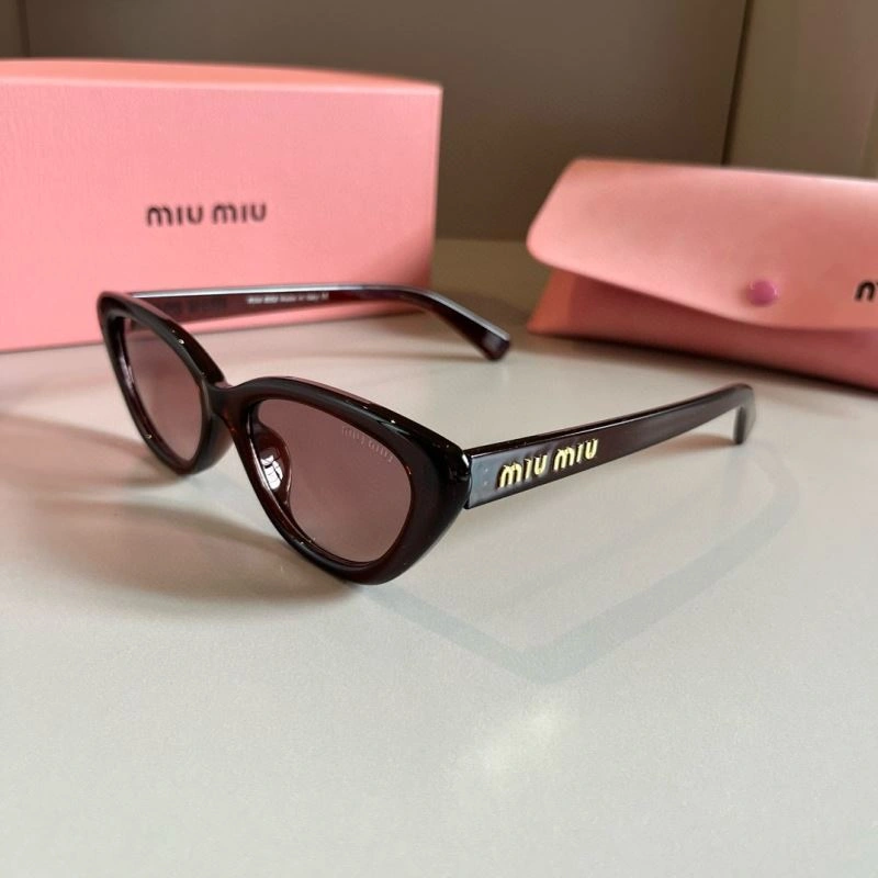 HighPerformance Miu Miu Sunglasses 281528