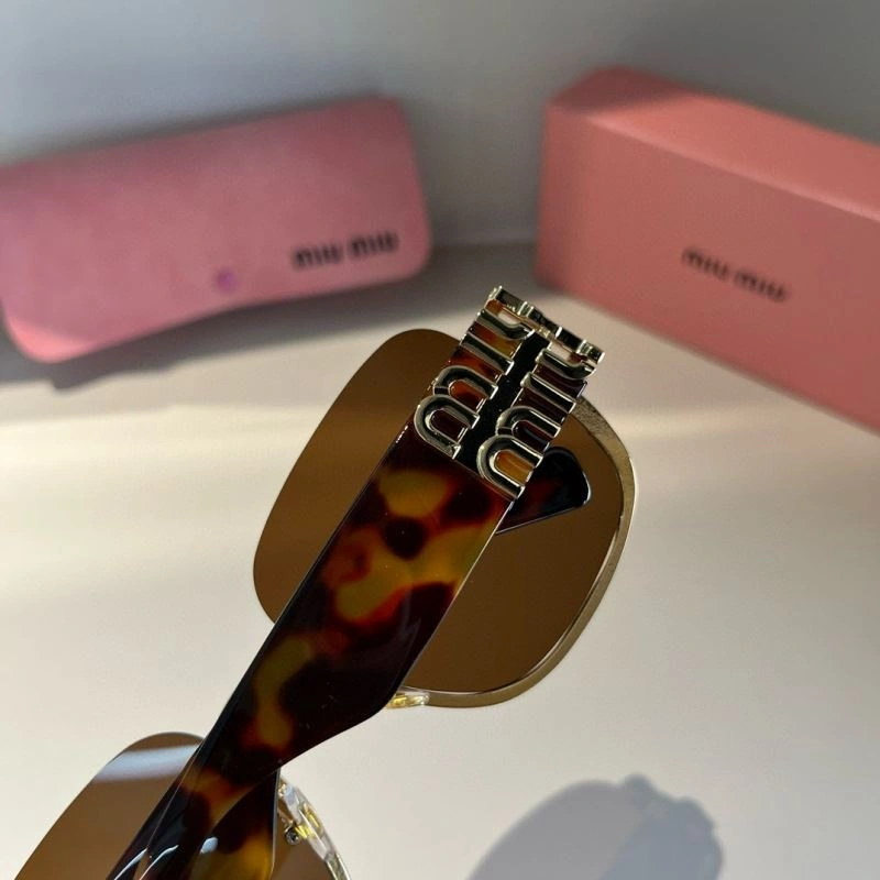 Miu Miu Sunglasses FlexibleFit 281518