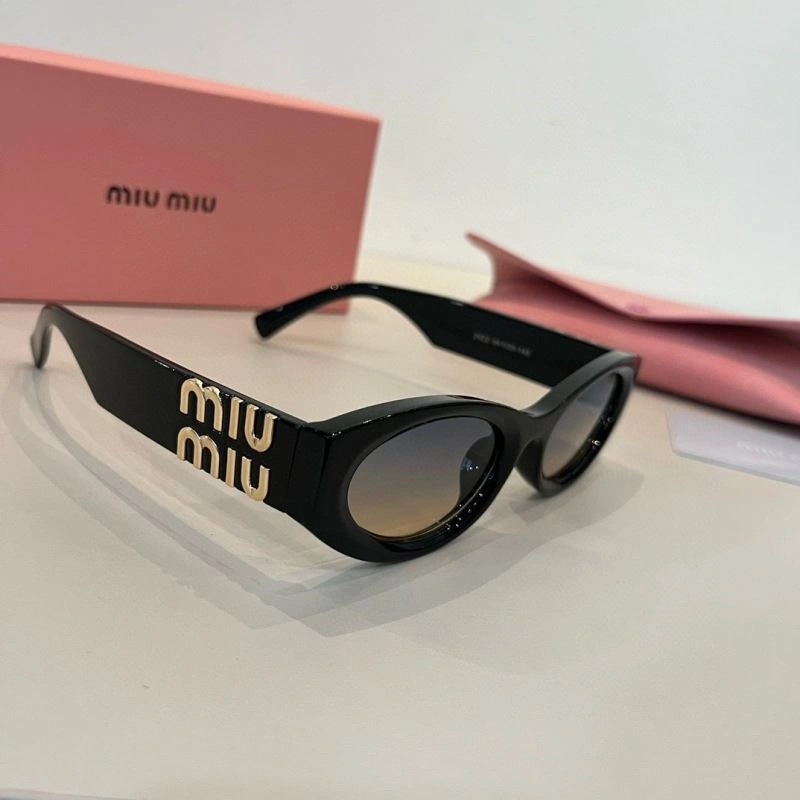Bold Miu Miu Sunglasses 281533