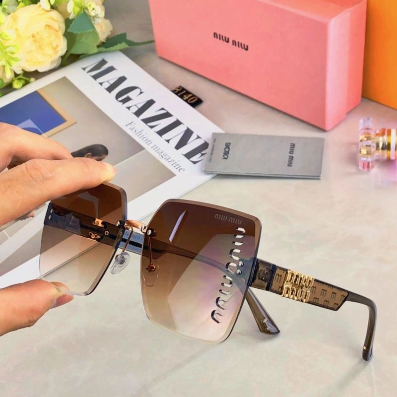 Refined Miu Miu Sunglasses 281540