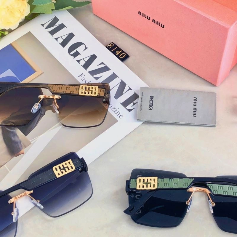 Refined Miu Miu Sunglasses 281540