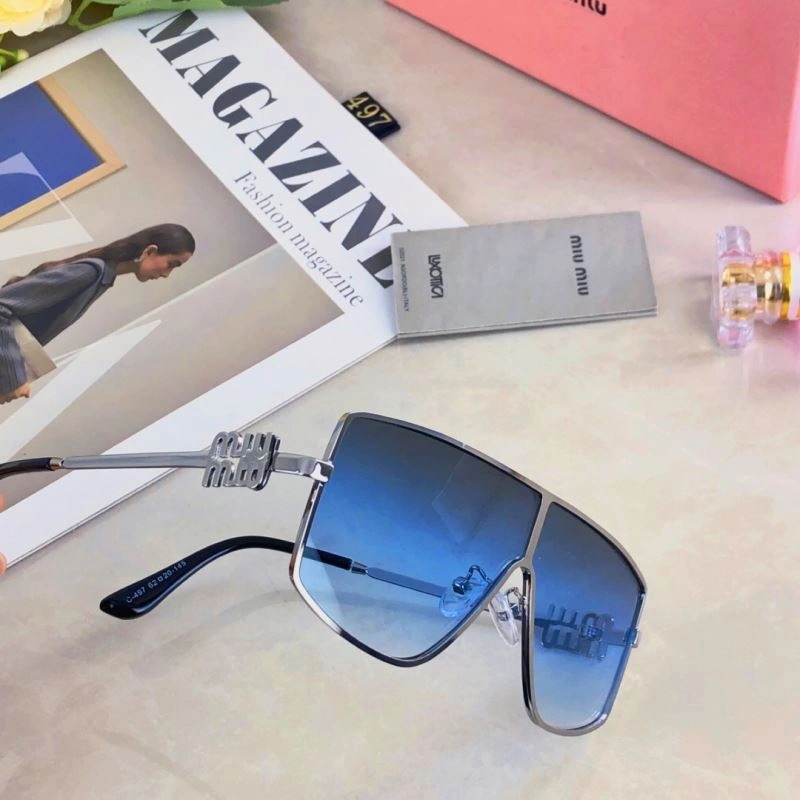 Miu Miu Sunglasses Comfortable 281529