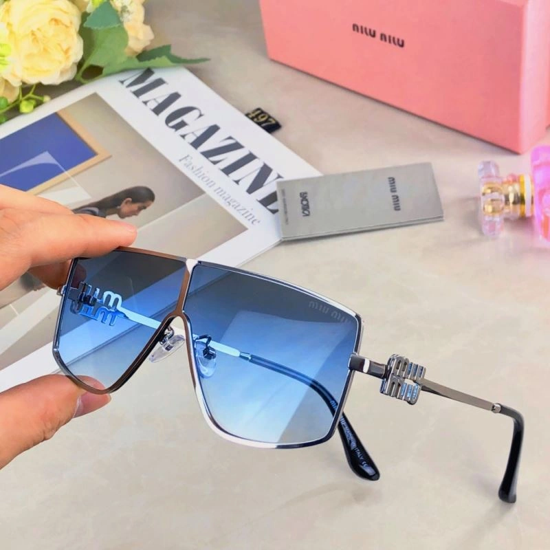 Miu Miu Sunglasses Comfortable 281529