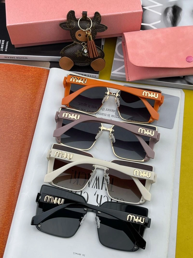 Miu Miu Sunglasses Youthful 281509