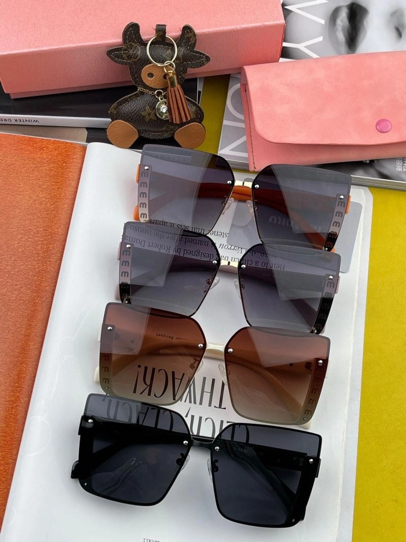 Miu Miu Sunglasses Youthful 281509