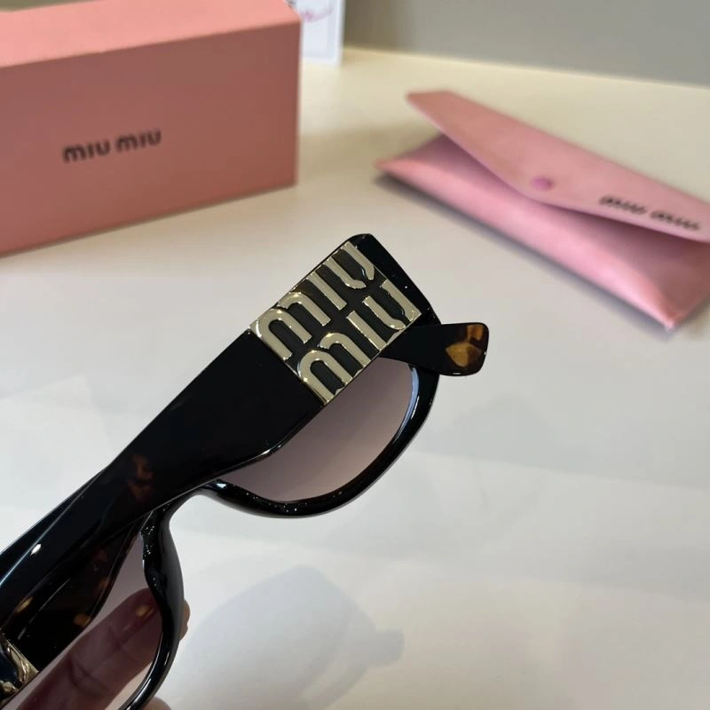 TimelessDesign Miu Miu Sunglasses 281495