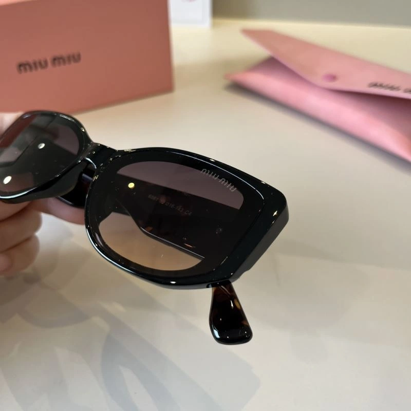TimelessDesign Miu Miu Sunglasses 281495