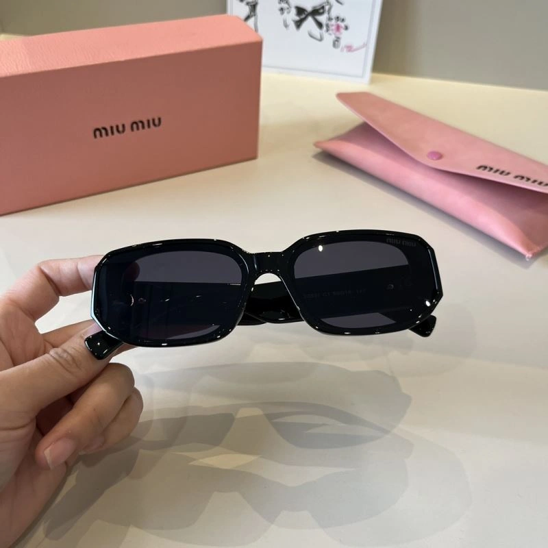 Miu Miu Sunglasses MoistureWicking 281494