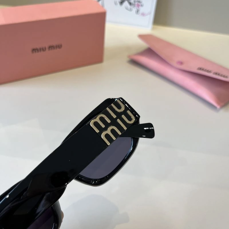 Miu Miu Sunglasses MoistureWicking 281494