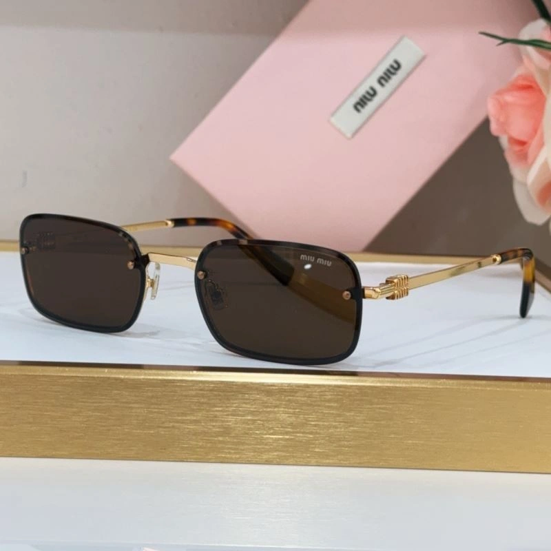 Refined Miu Miu Sunglasses 281714