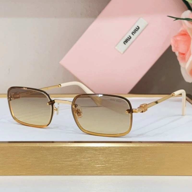 Refined Miu Miu Sunglasses 281714