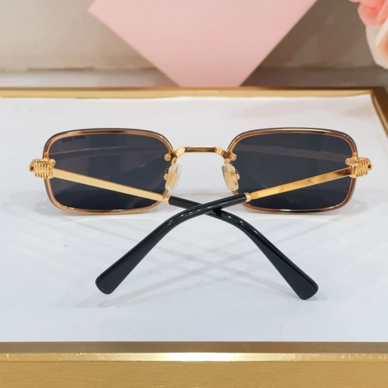 Refined Miu Miu Sunglasses 281714