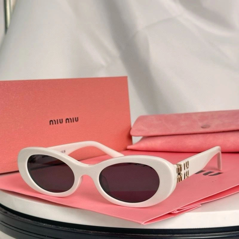 Miu Miu Sunglasses Attractive 281692