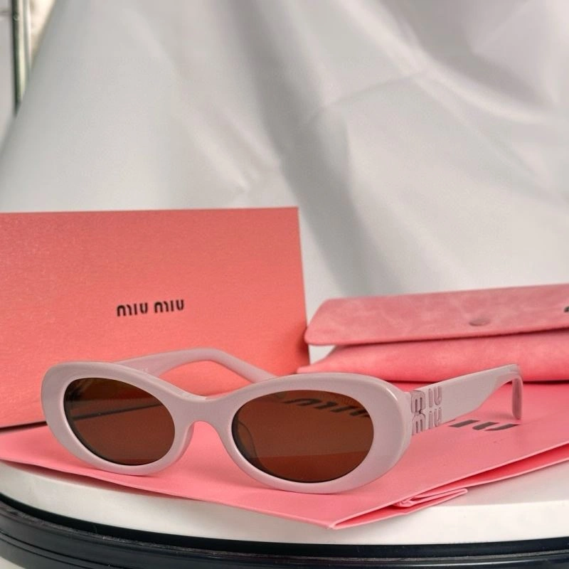 Miu Miu Sunglasses Attractive 281692