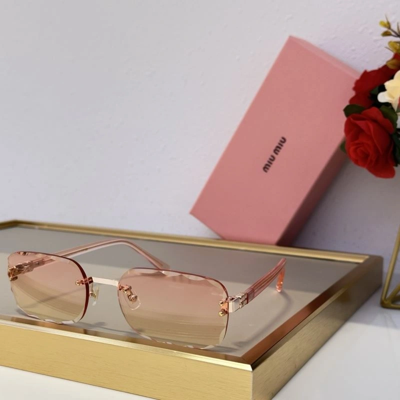 Miu Miu Sunglasses Snug 281696