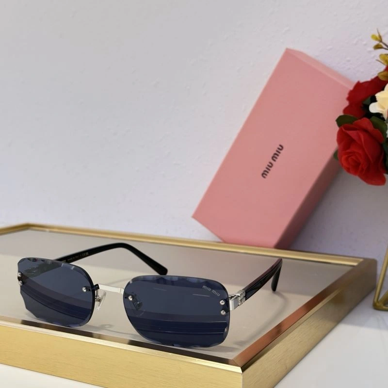 Miu Miu Sunglasses Snug 281696