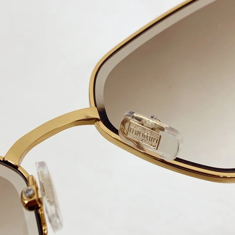 AllSeason Miu Miu Sunglasses 281688